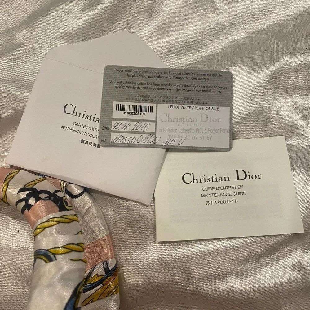 Dior Lady Dior Quilted Leather Medium Bag - Picture 15 of 16